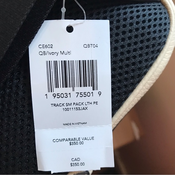 🐶 Coach X Peanuts Track Pack 14 With Snoopy Motif - Picture 9 of 13